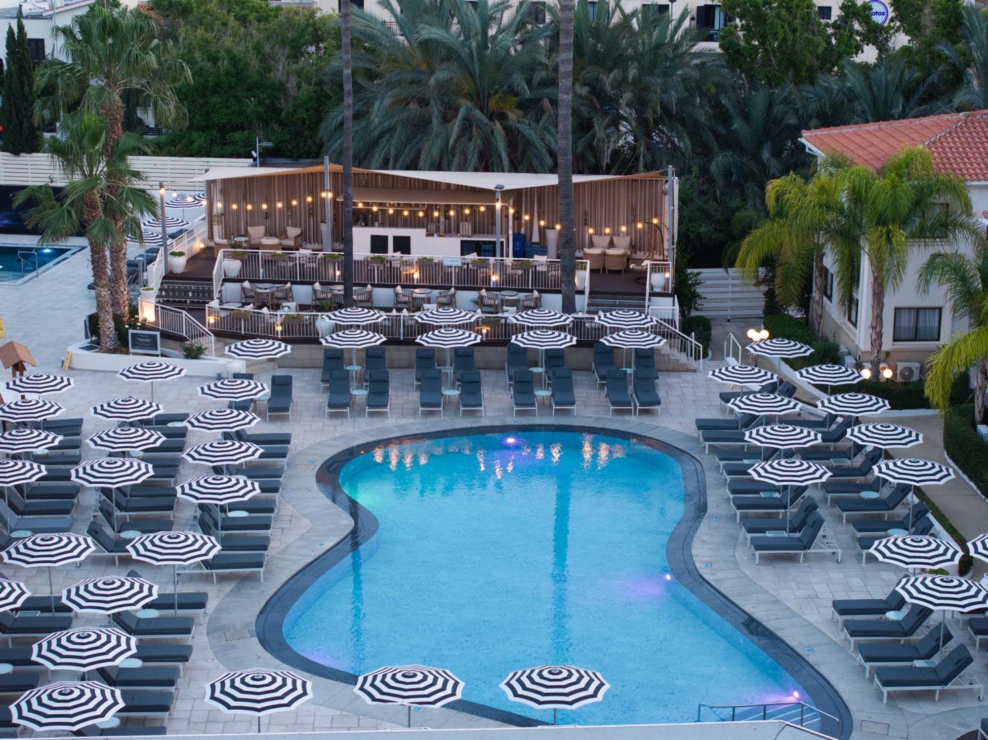 King Jason - Designed For Adults By Louis Hotel 4*