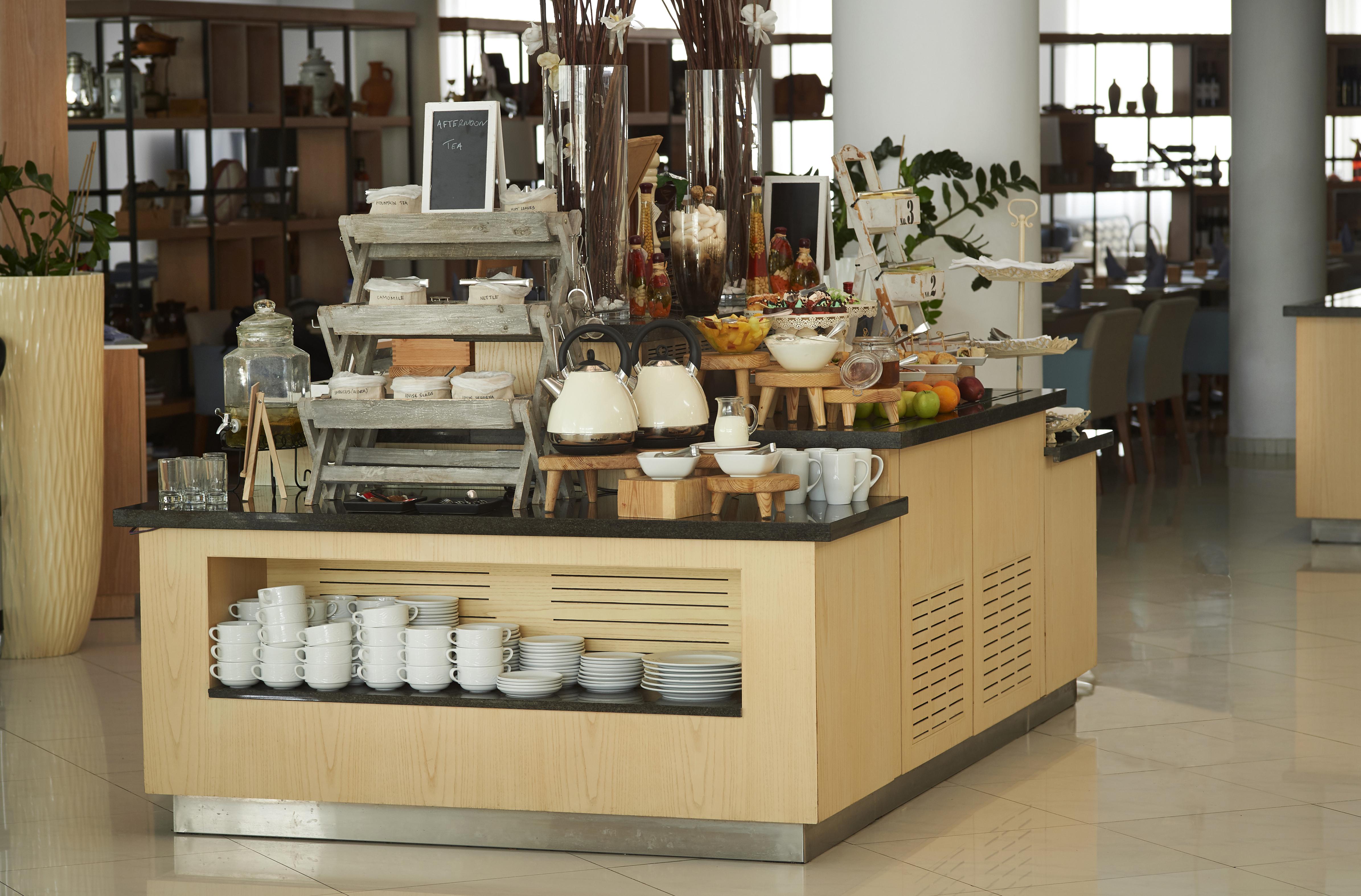 King Jason - Designed For Adults By Louis Hotel Paphos