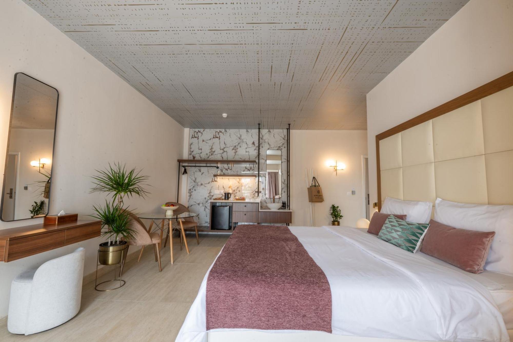 King Jason - Designed For Adults By Louis 4* Paphos