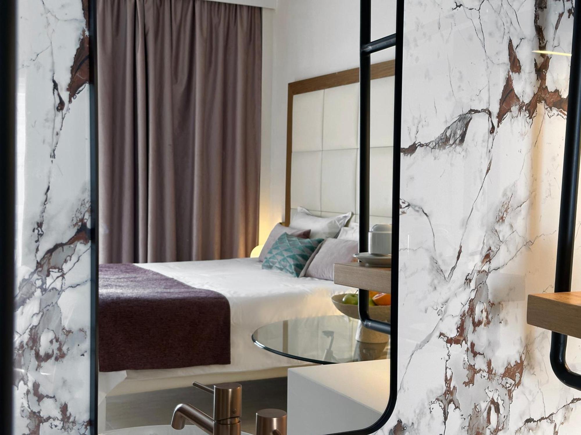 Hotel King Jason - Designed For Adults By Louis Paphos